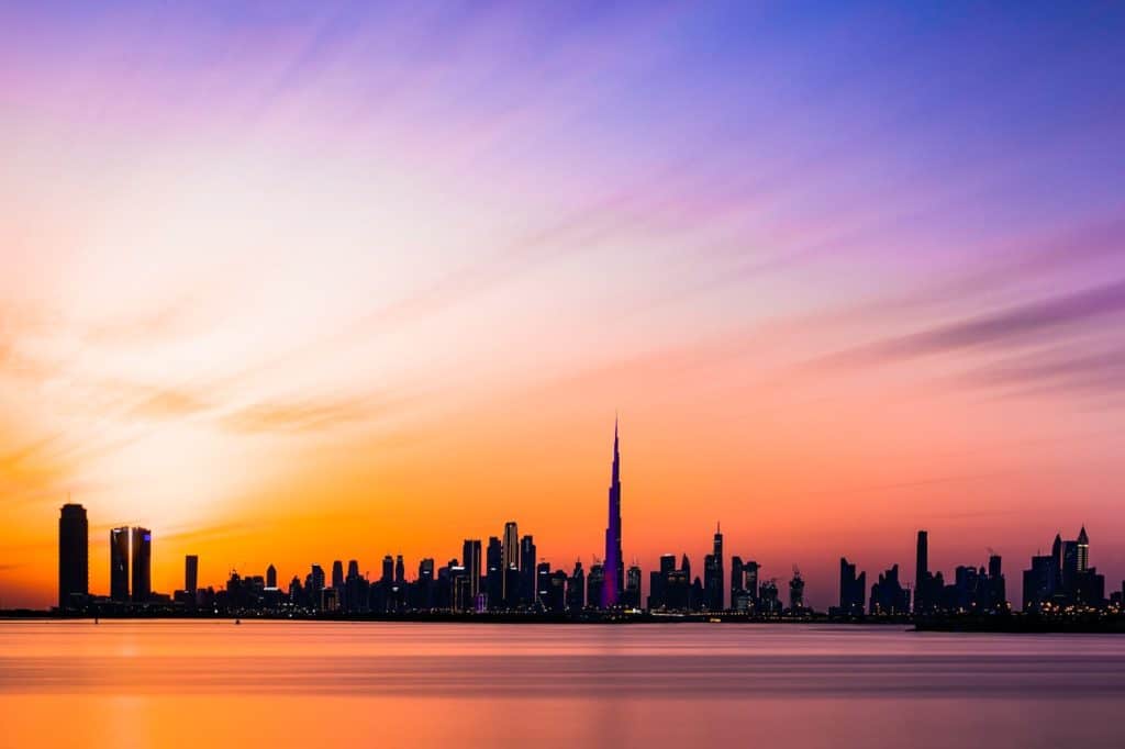 Let's talk about the things you should know when travelling to Dubai